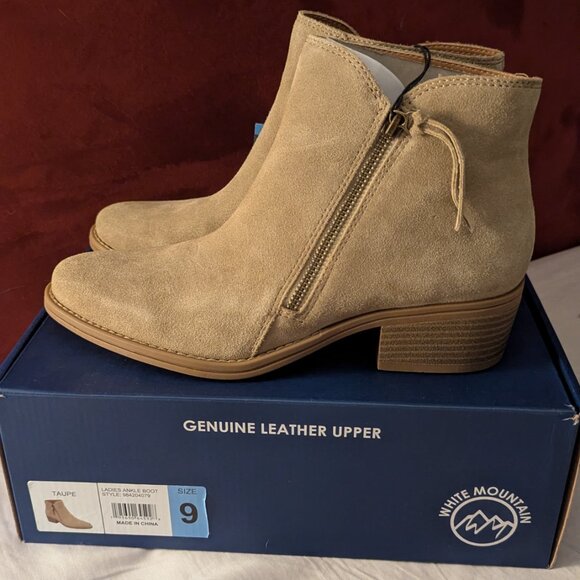 White Mountain Ladies ankle boots - brand new in box - Picture 2 of 4